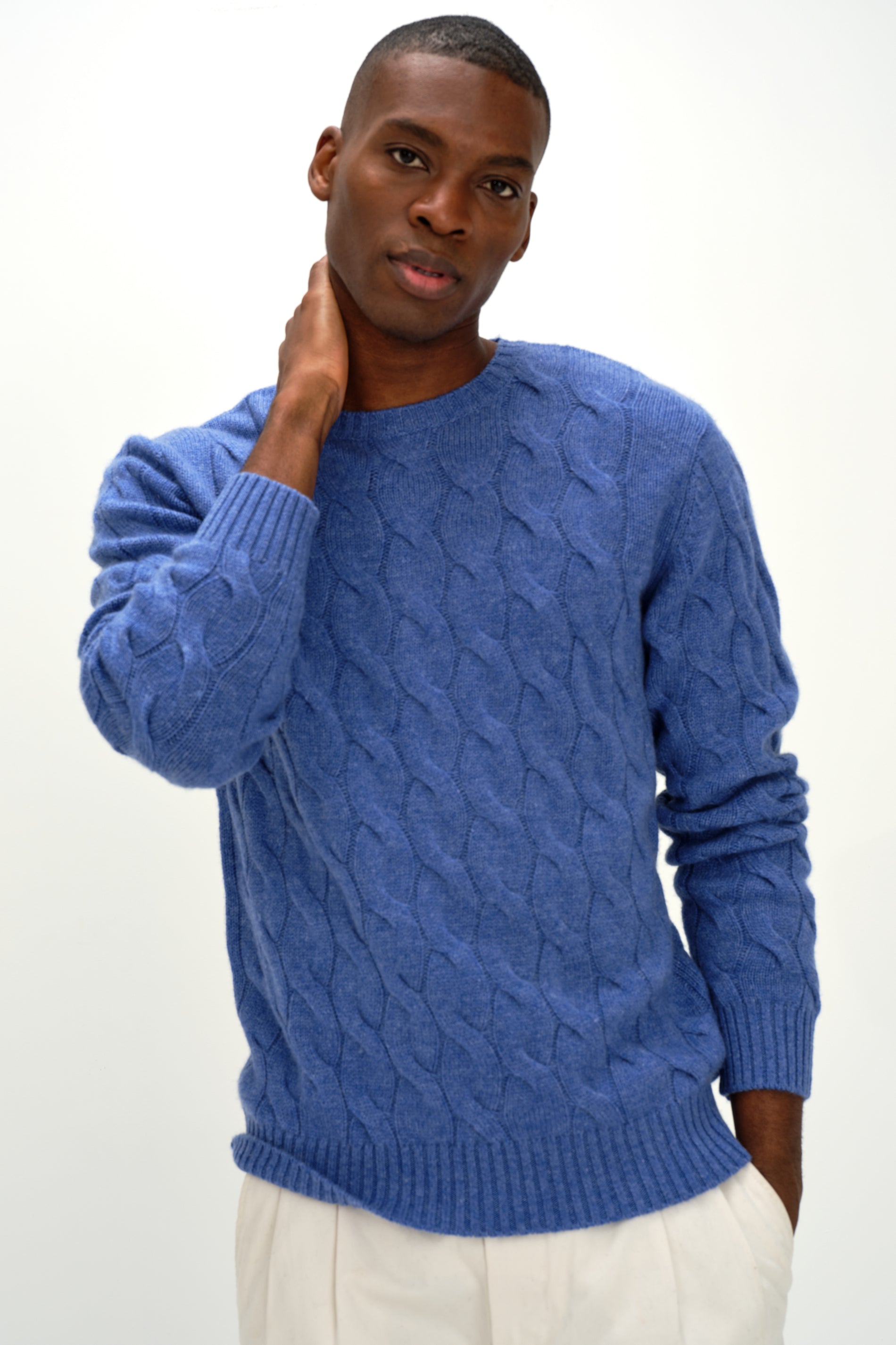 Davida Man Chunky O-neck Cable Sweaters Ocean Blue