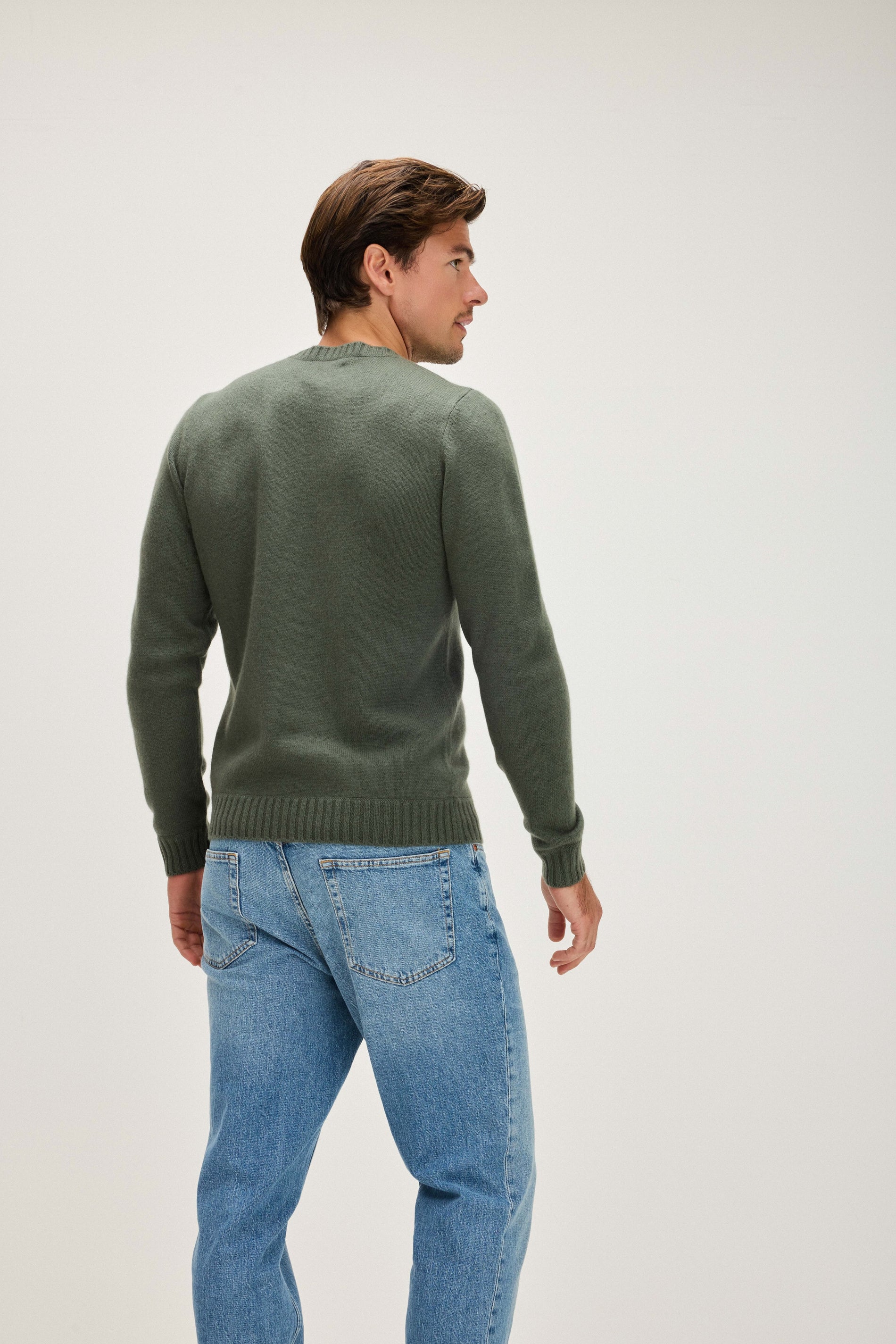 Davida Man Chunky O-neck Sweater Sweaters Army Green