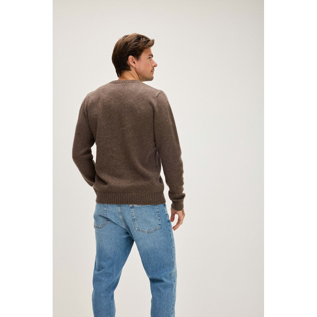 Davida Man Chunky O-neck Sweater Sweaters Cacao