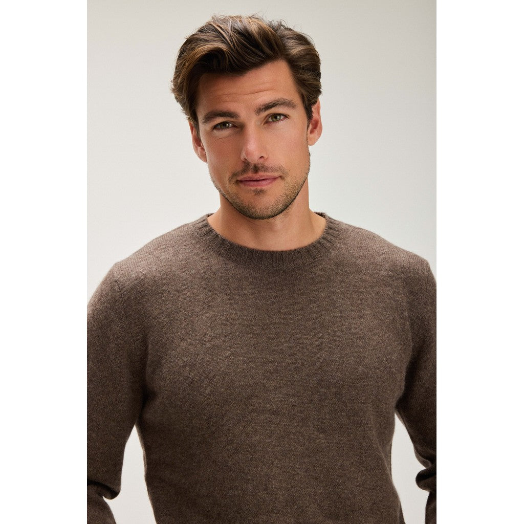 Davida Man Chunky O-neck Sweater Sweaters Cacao