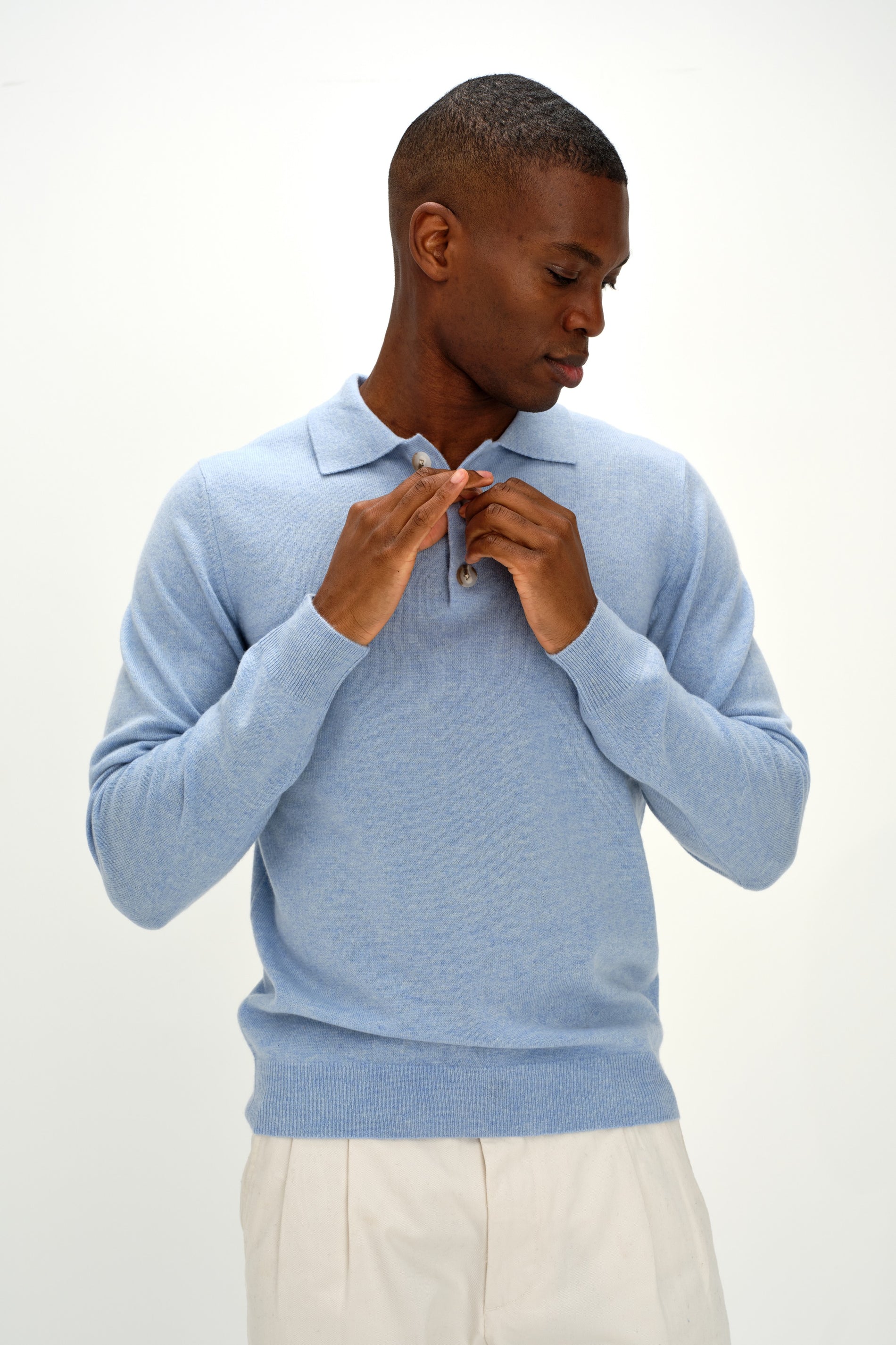 Davida Man Collar Sweaters Blue Fog