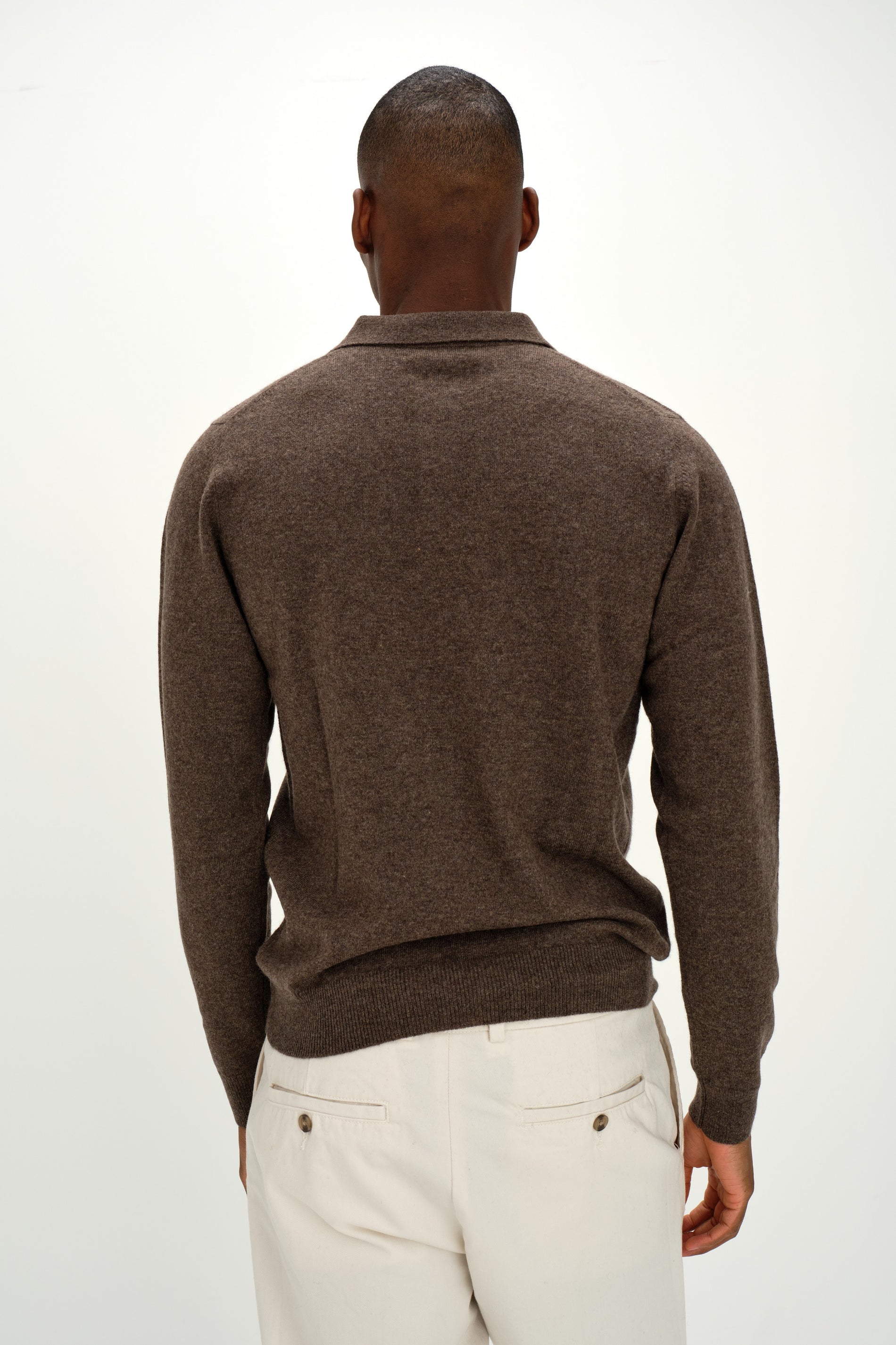Davida Man Collar Sweaters Cacao