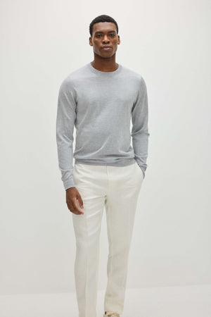 Man Fine Knit O-neck Sweater - Light Grey