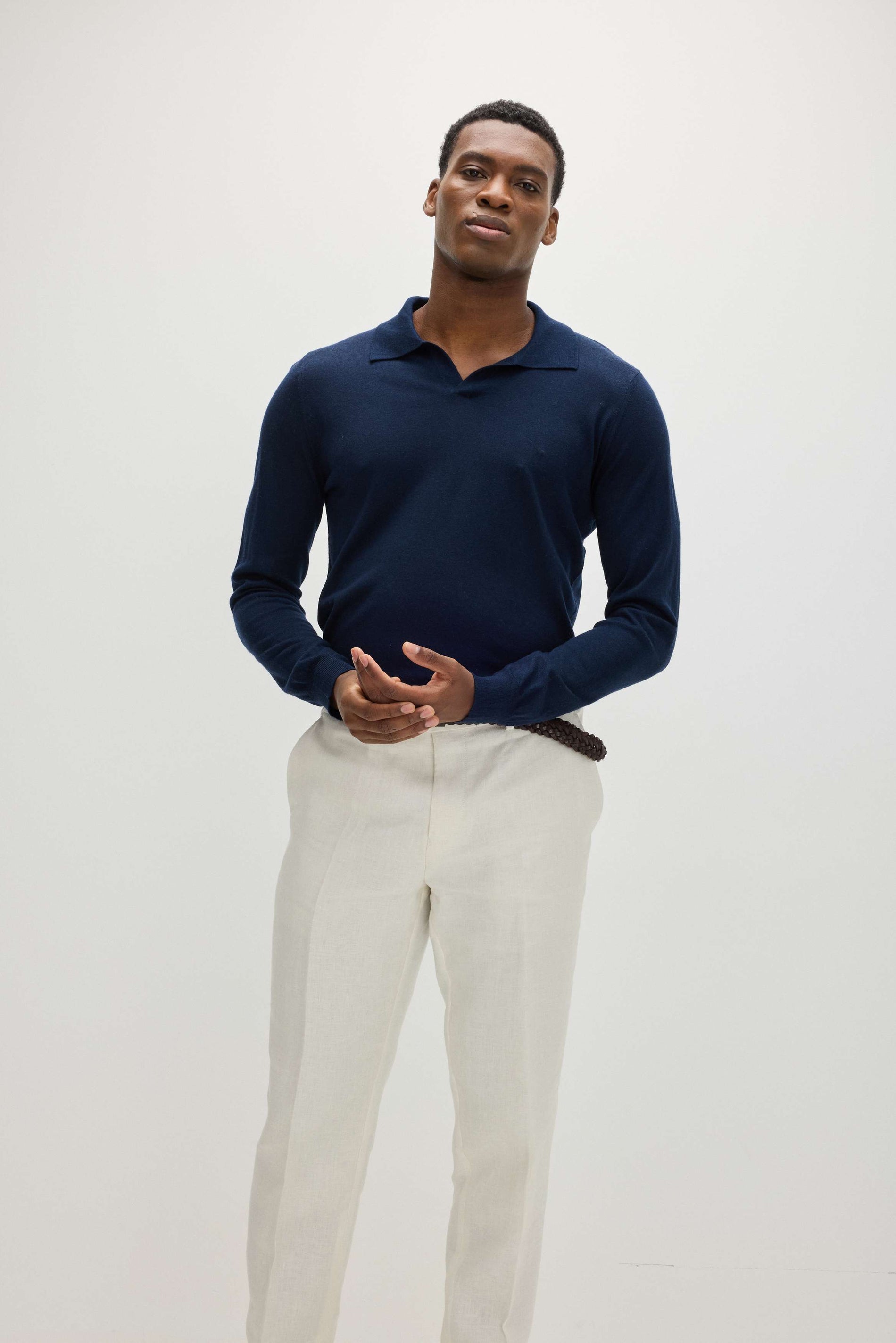 Davida Man Fine Knit Open Collar Sweater Sweaters Navy