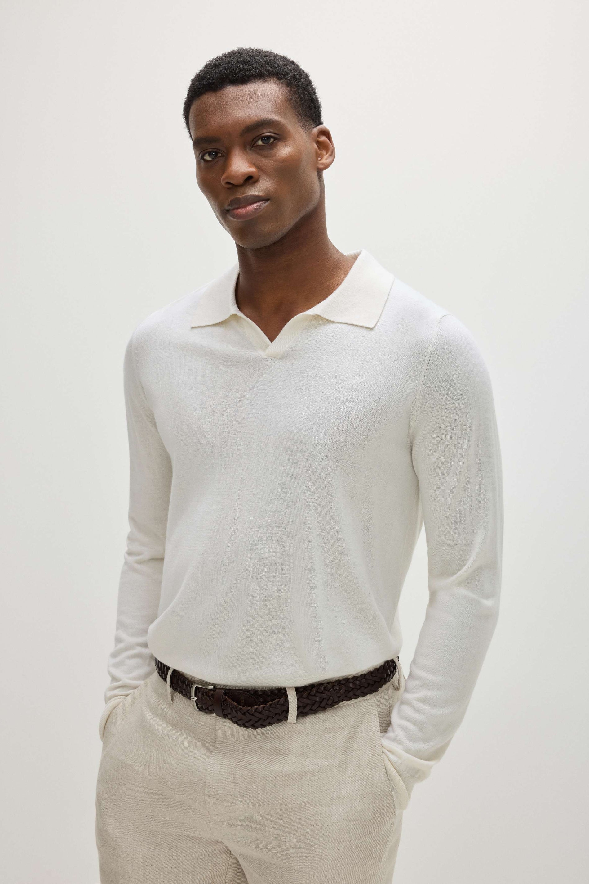 Davida Man Fine Knit Open Collar Sweater Sweaters White