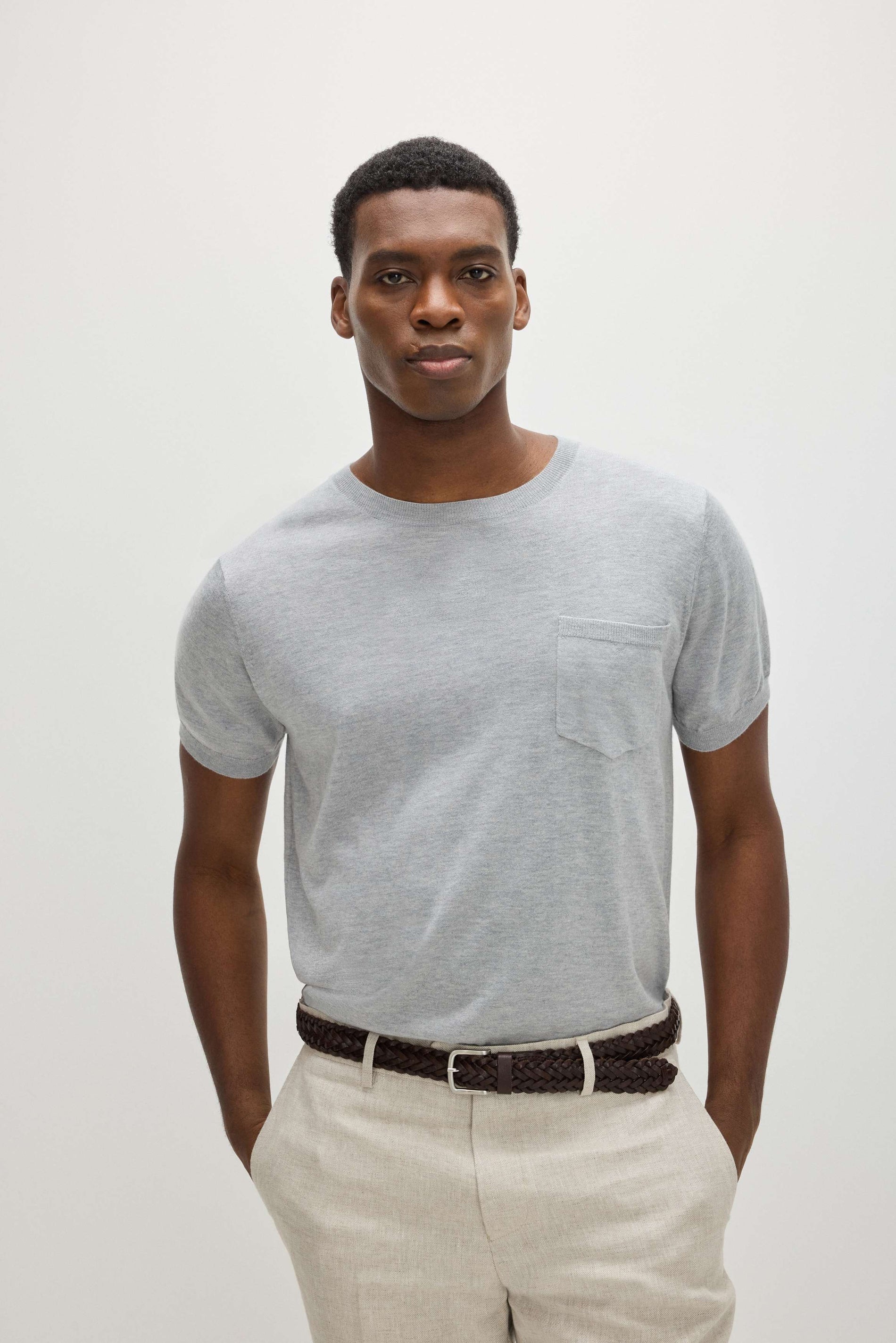 Davida Man Fine Knit Pocket T-Shirt Sweaters Light Grey