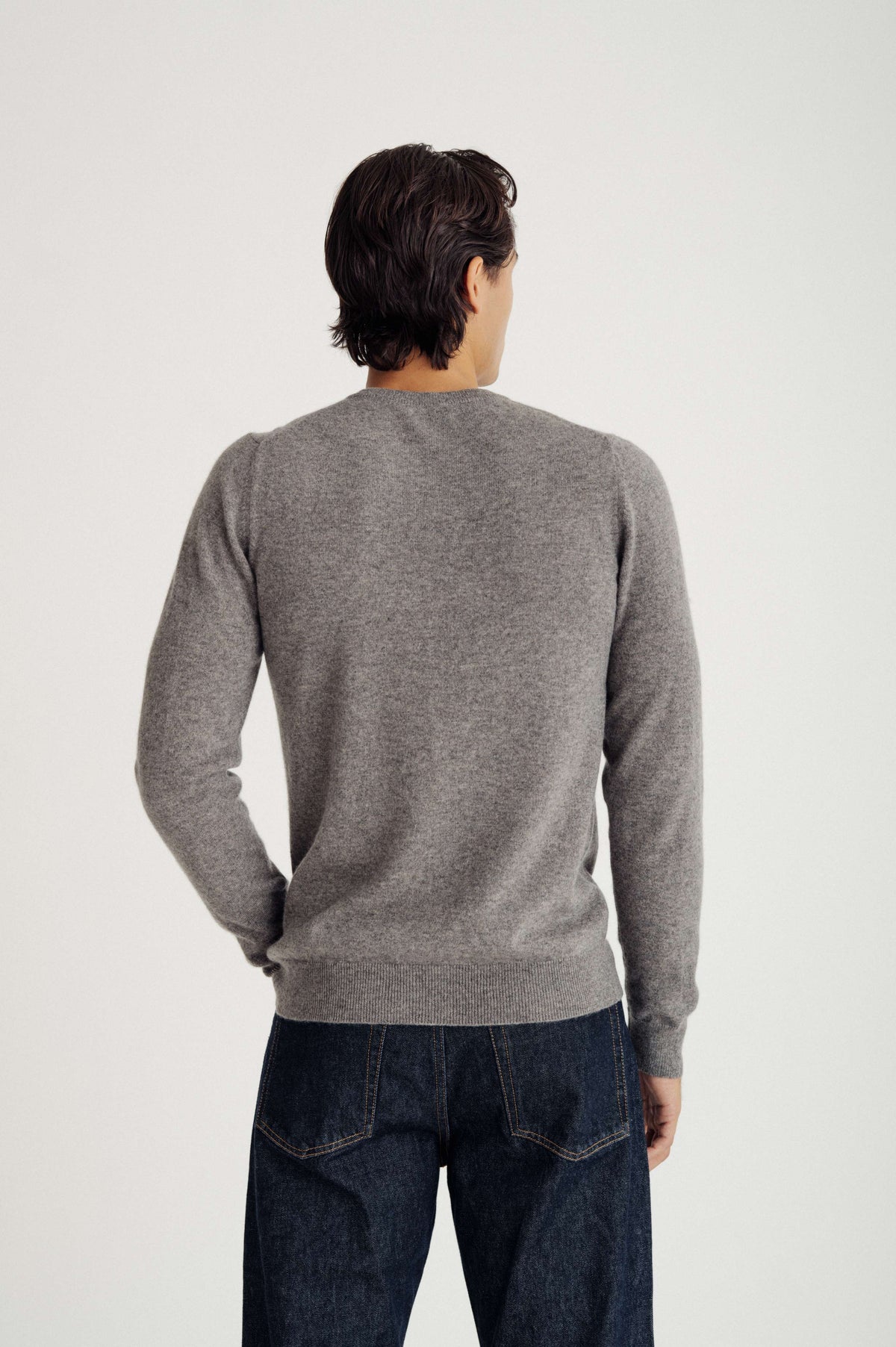 Davida Man O-neck Plain Sweaters Taupe