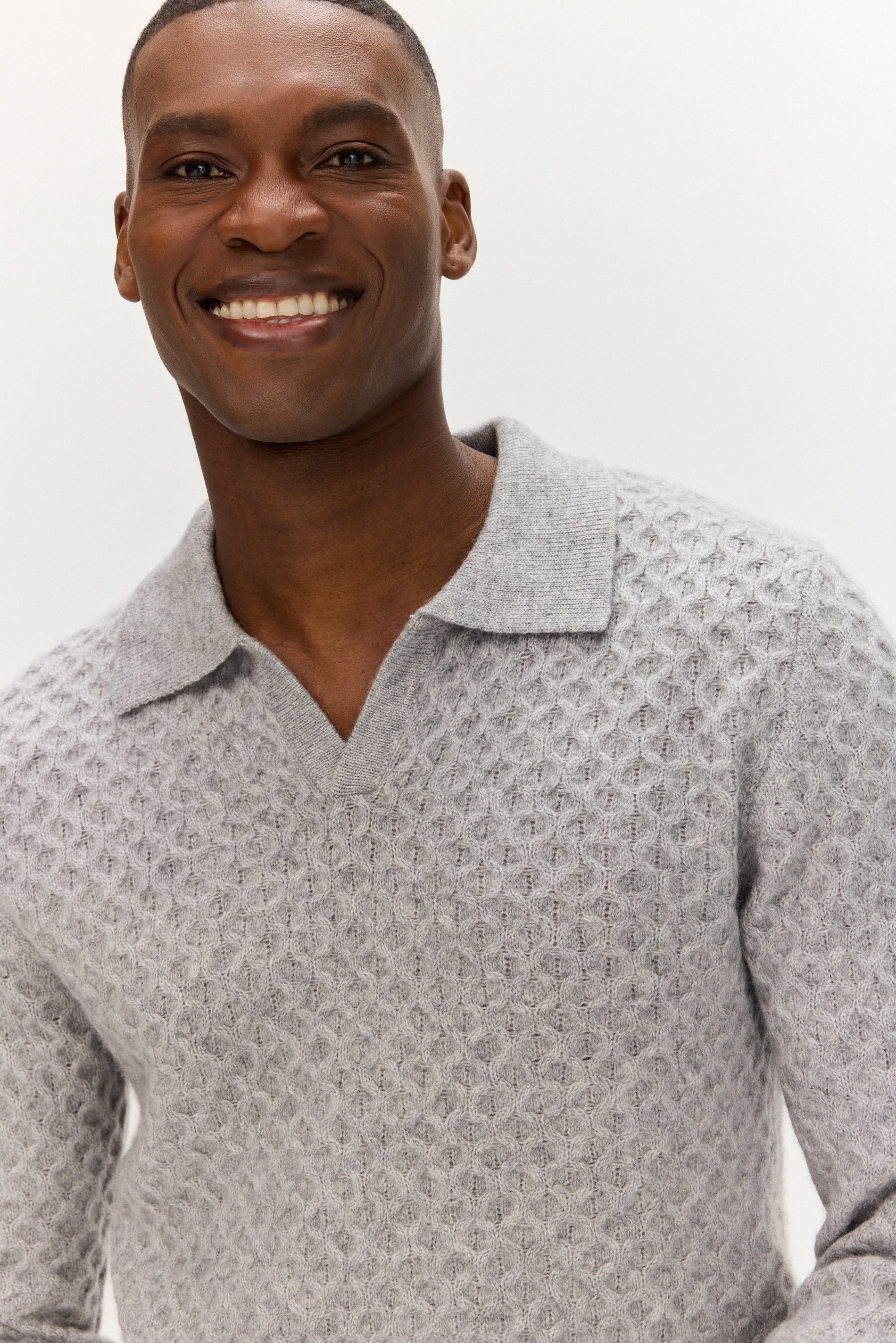 Davida Man Open Collar Diamond Knit Sweaters Light Grey