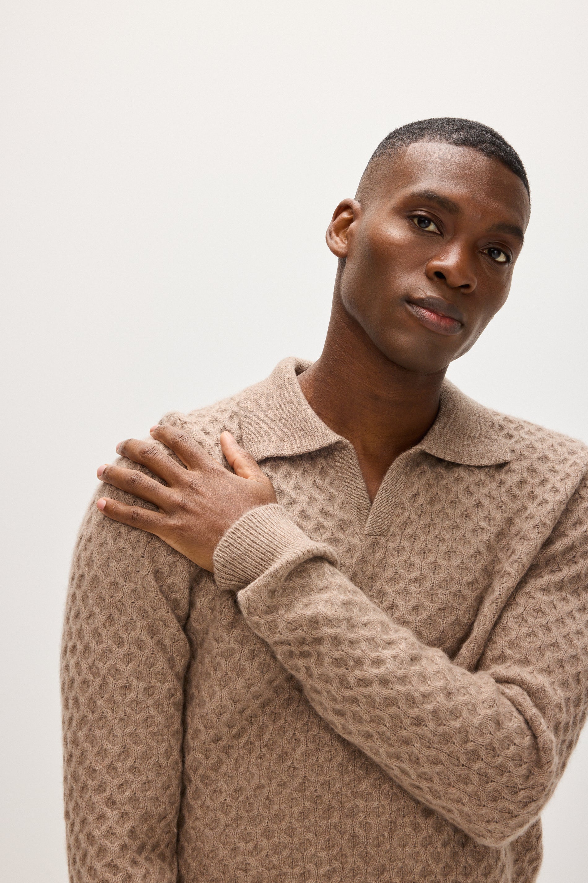 Davida Man Open Collar Diamond Knit Sweaters Mink
