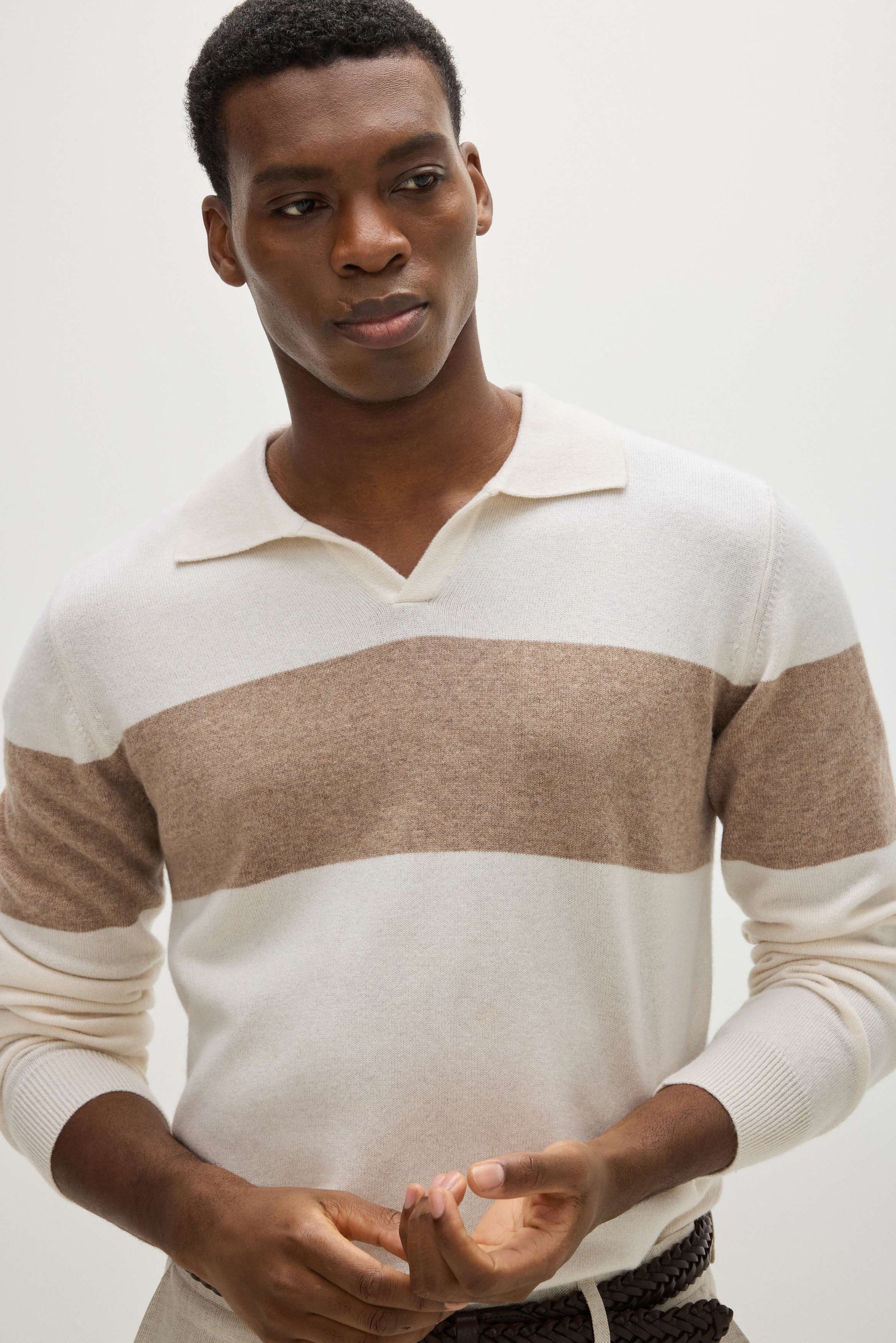 Davida Man Open Collar One Stripe Sweaters White/Mink