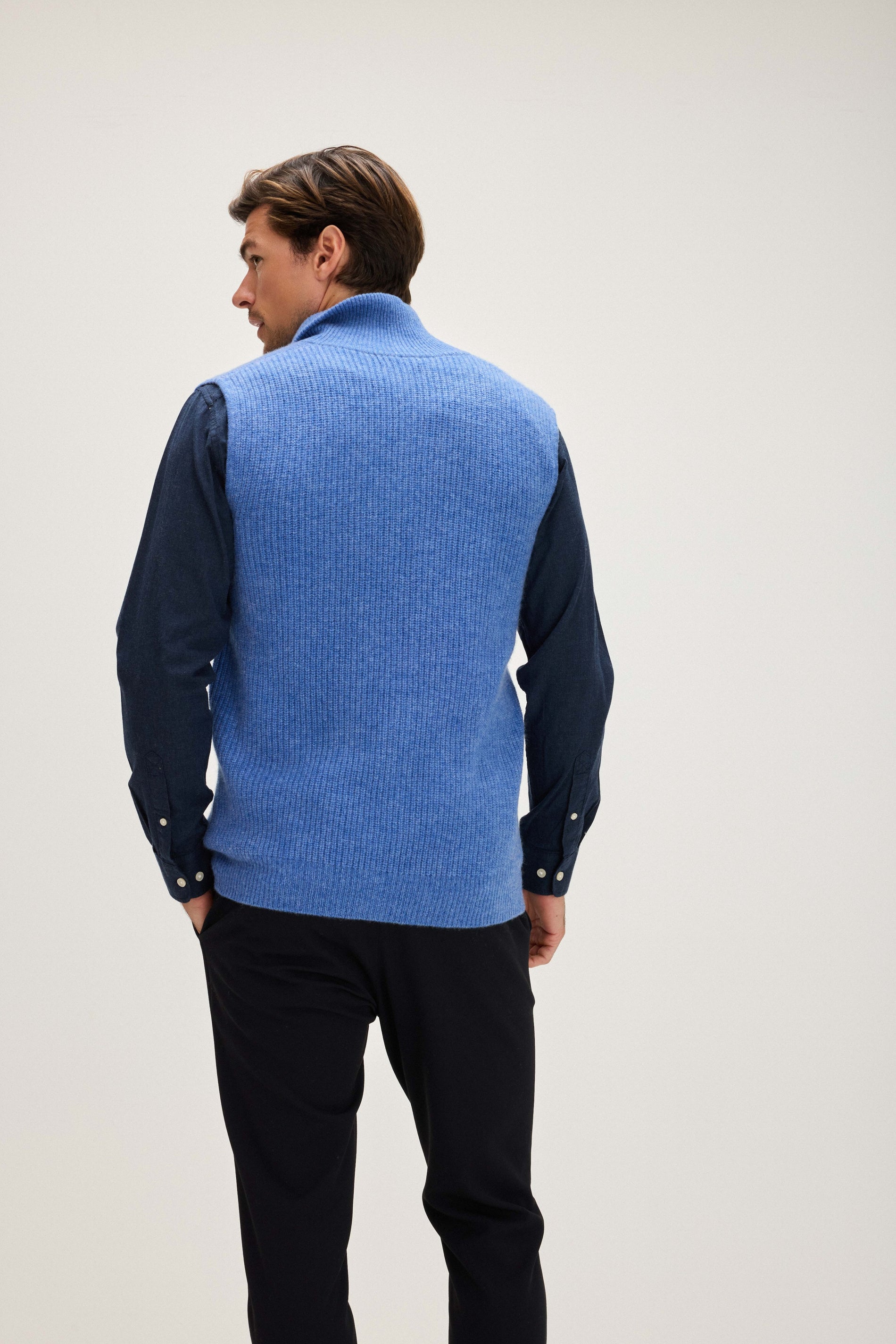 Davida Man Zip Pockets Vest Sweaters Ocean Blue