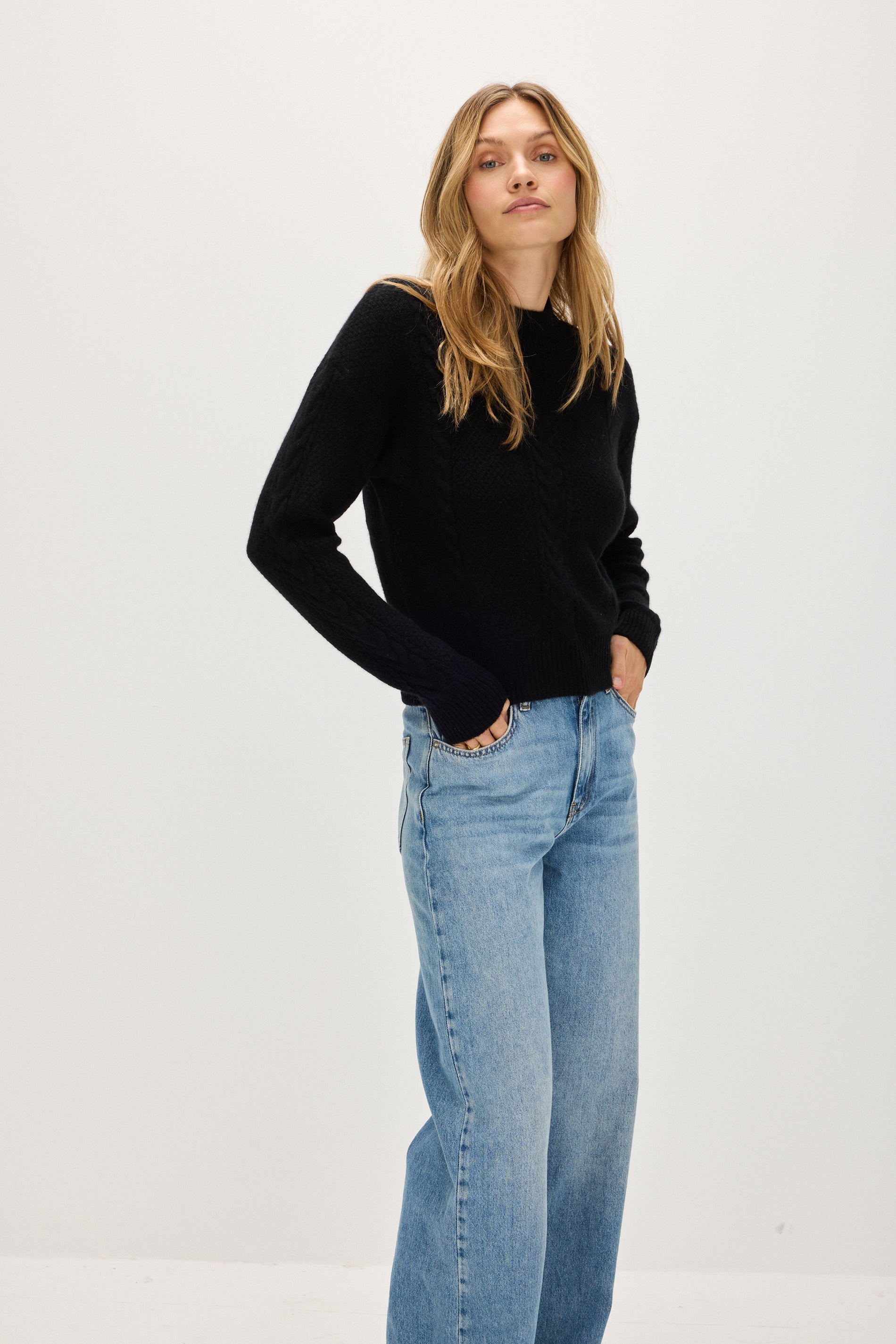 Davida Short Cable Sweater Sweaters Black