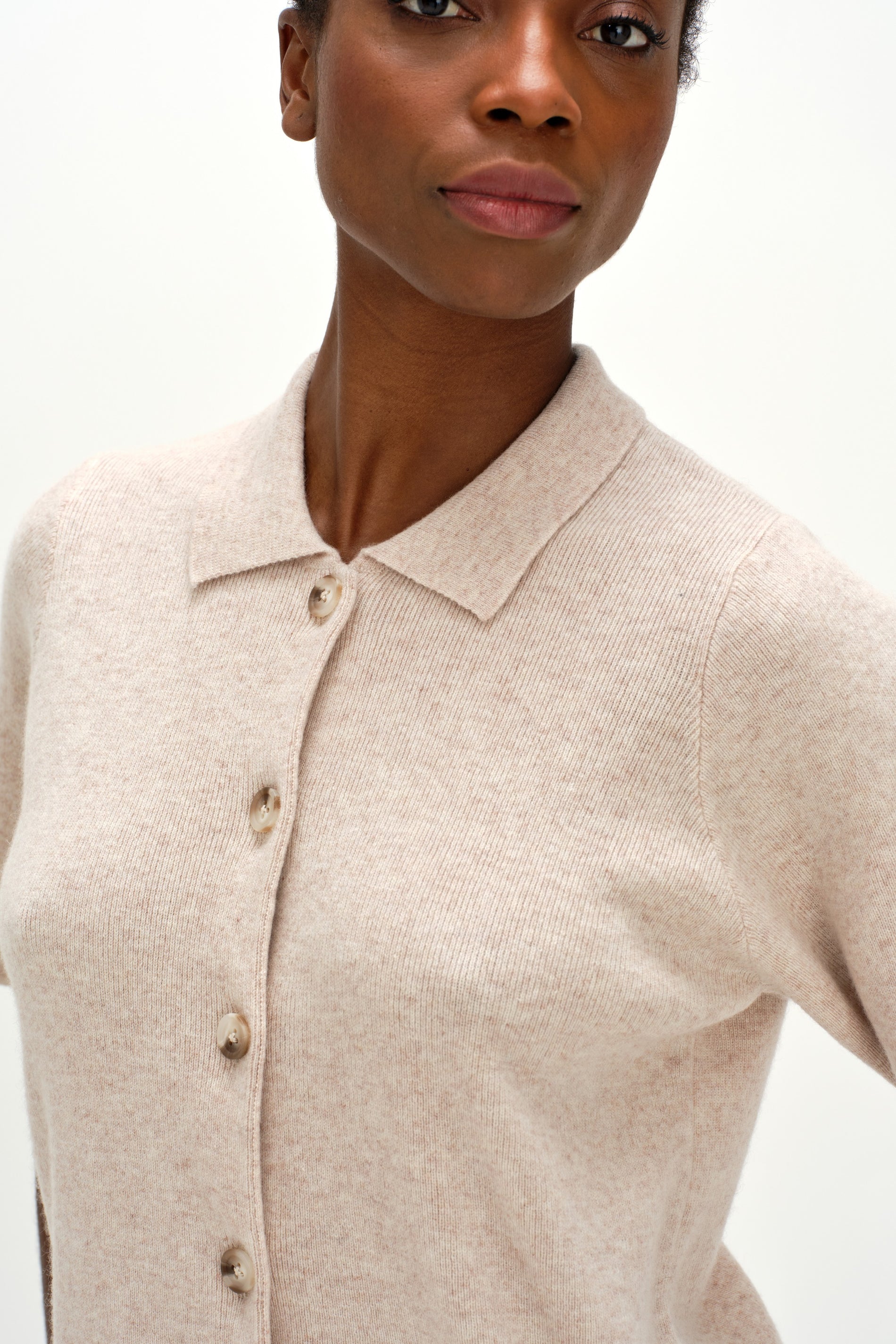 Davida Short Sleeve Cardigan Cardigans Light Beige