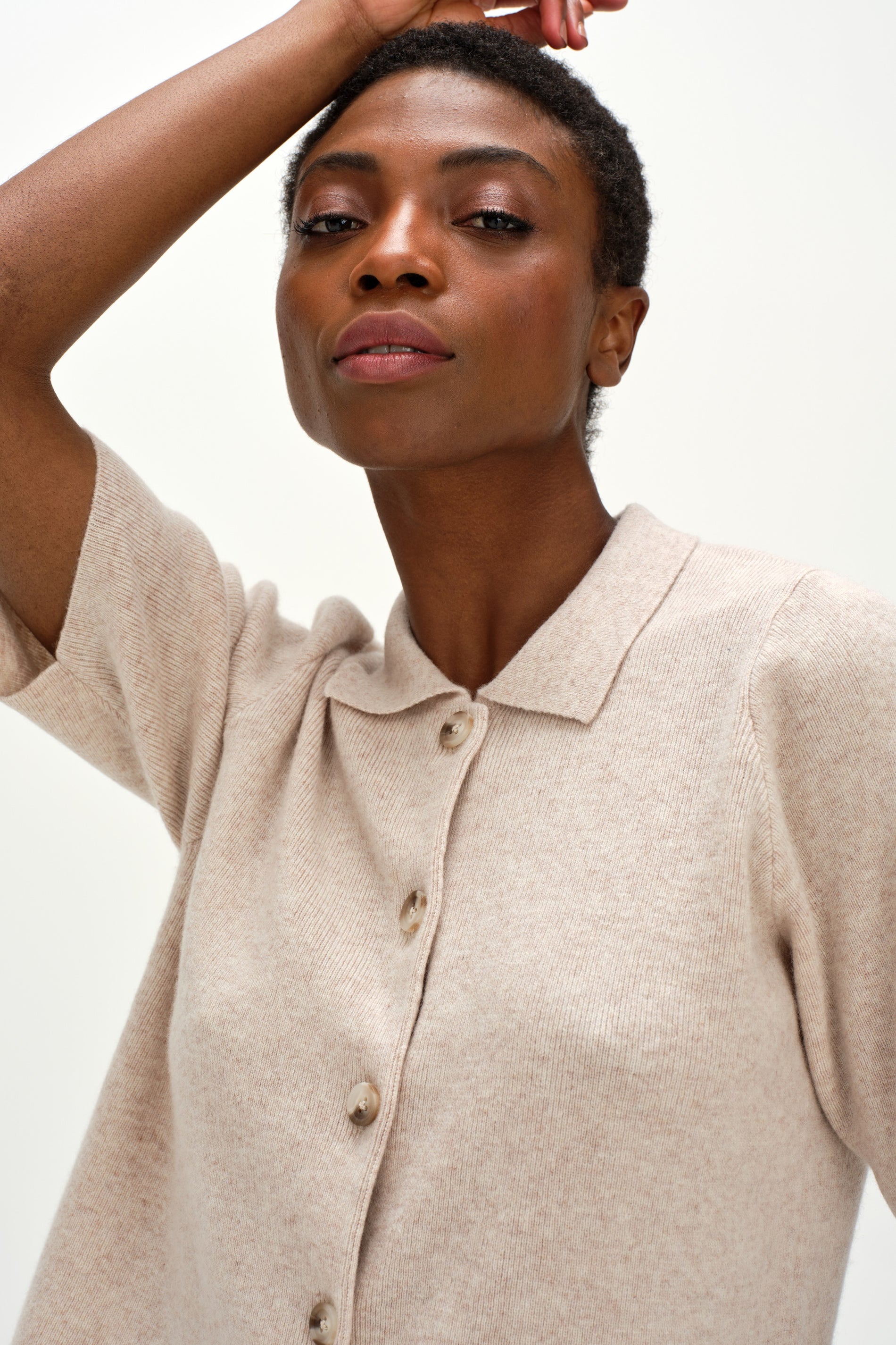 Davida Short Sleeve Cardigan Cardigans Light Beige