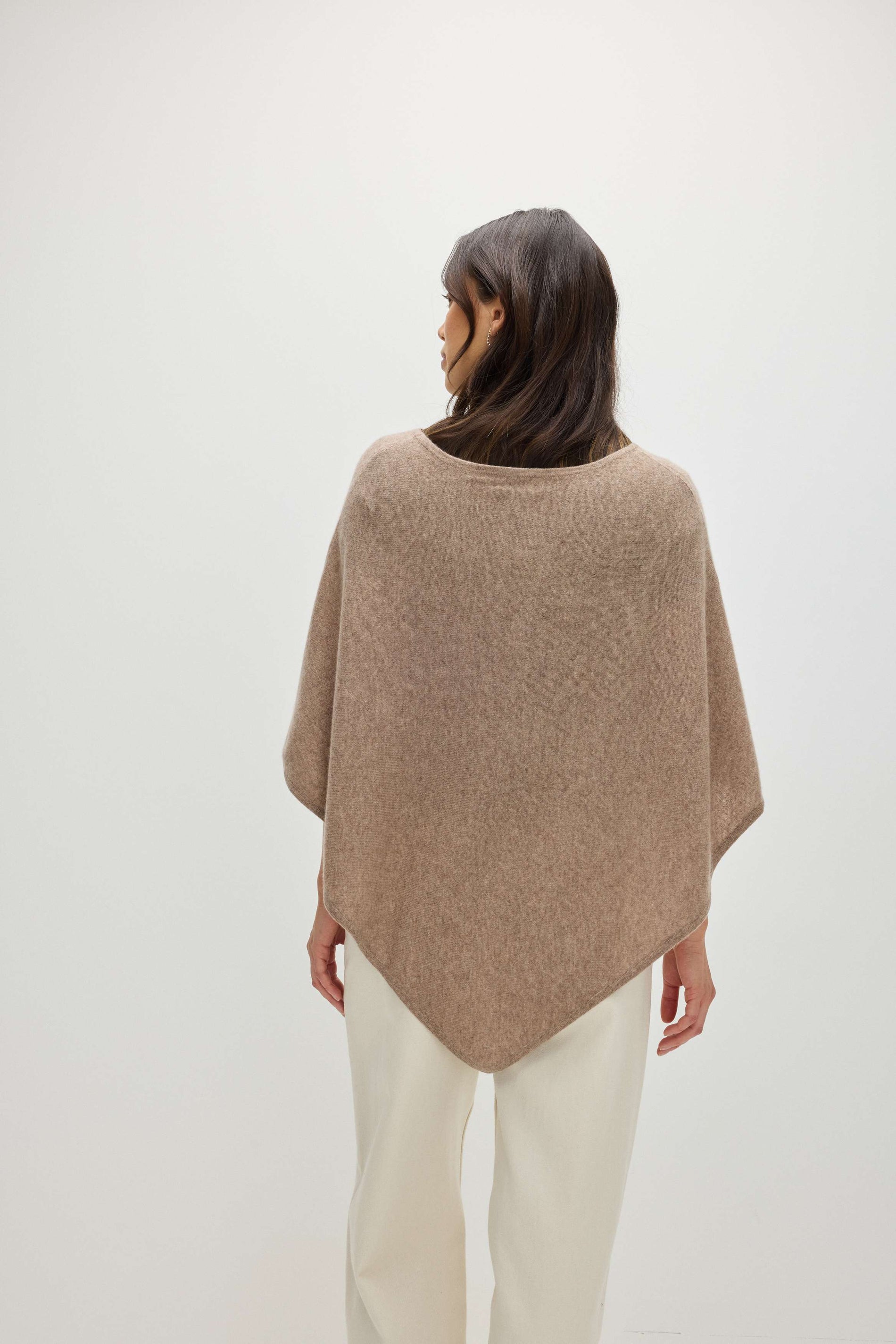 Davida Triangle Poncho Poncho Mink