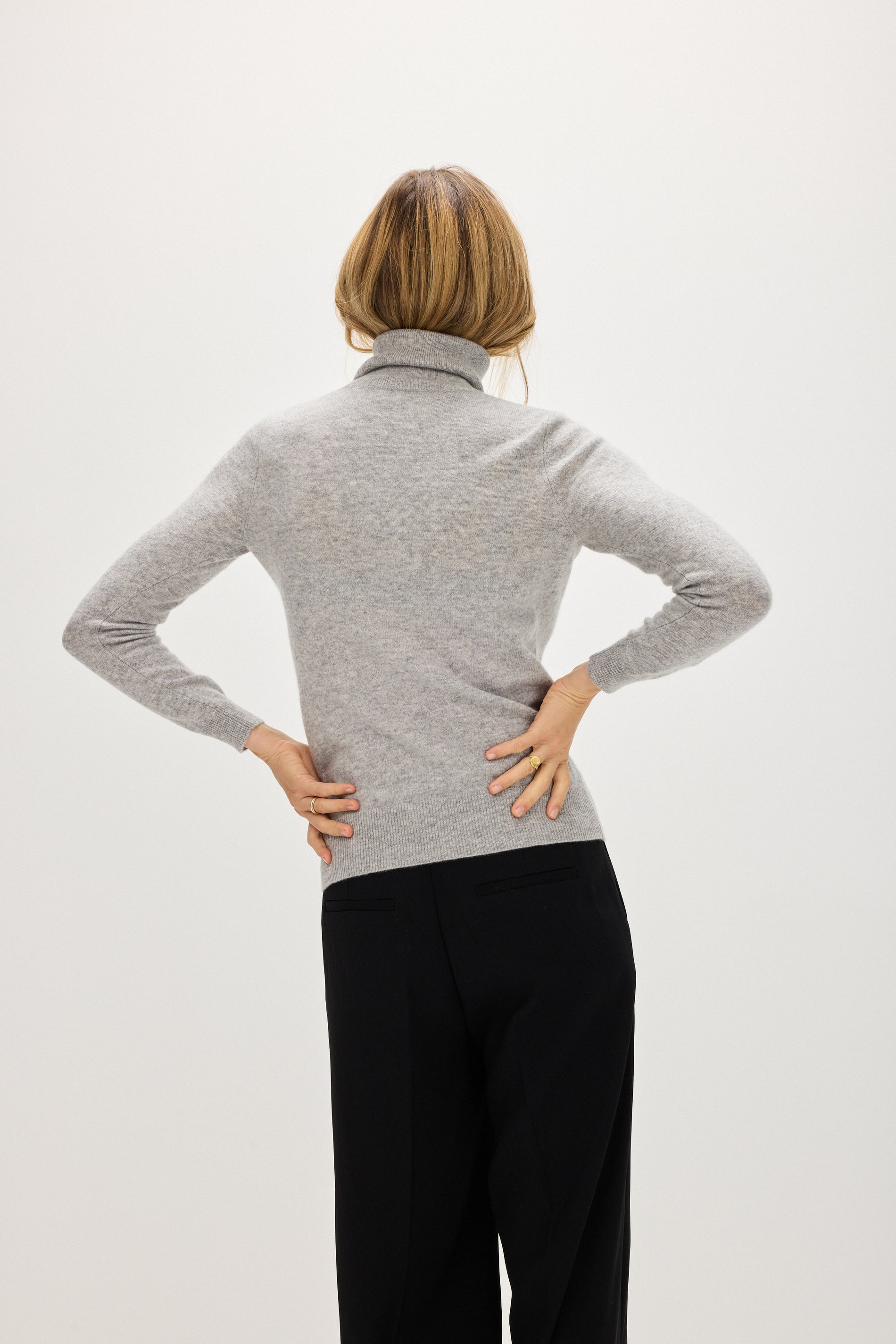 Davida Turtleneck Sweaters Light Grey