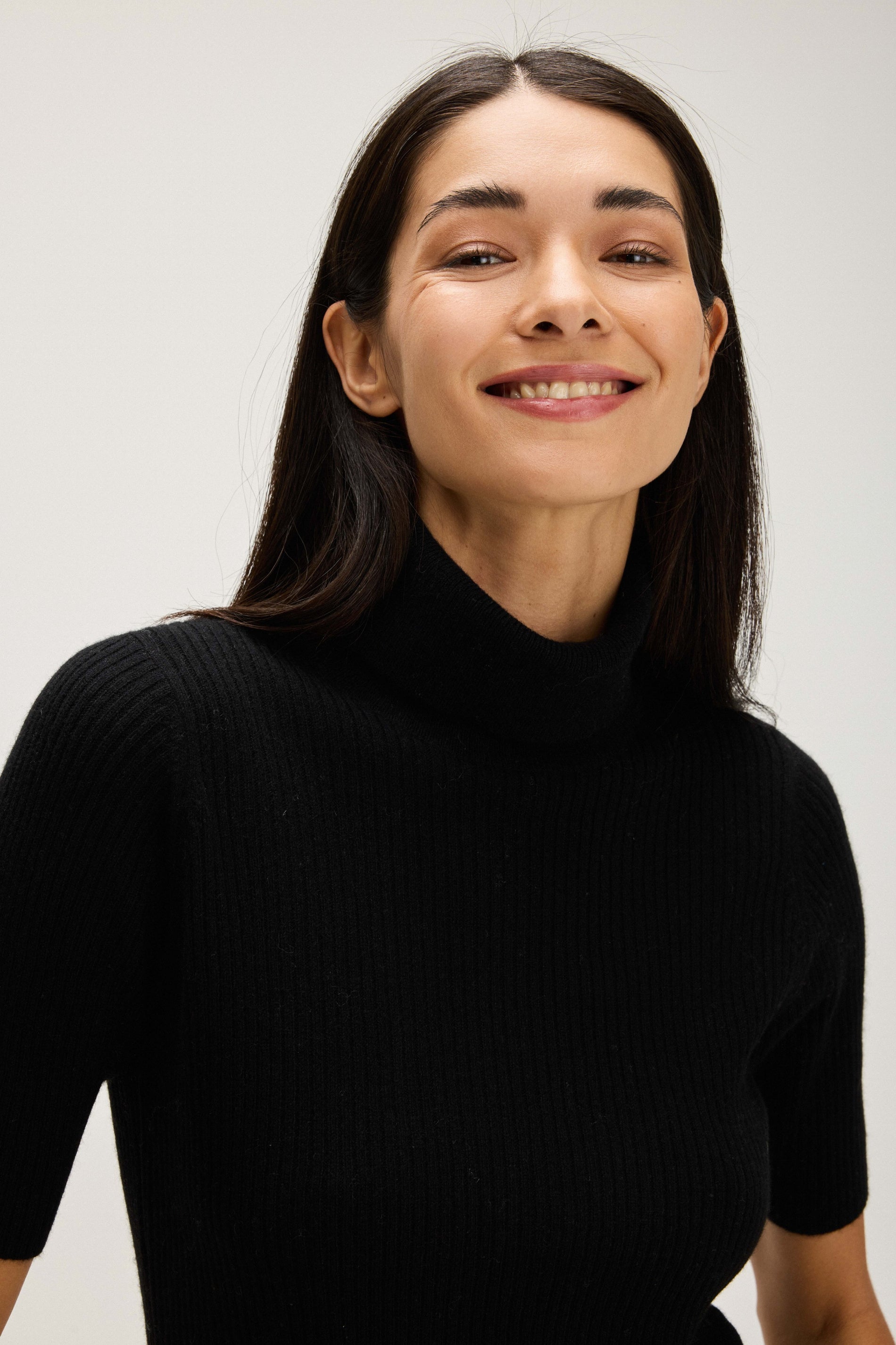 Davida Turtleneck Rib T-shirt Sweaters Black