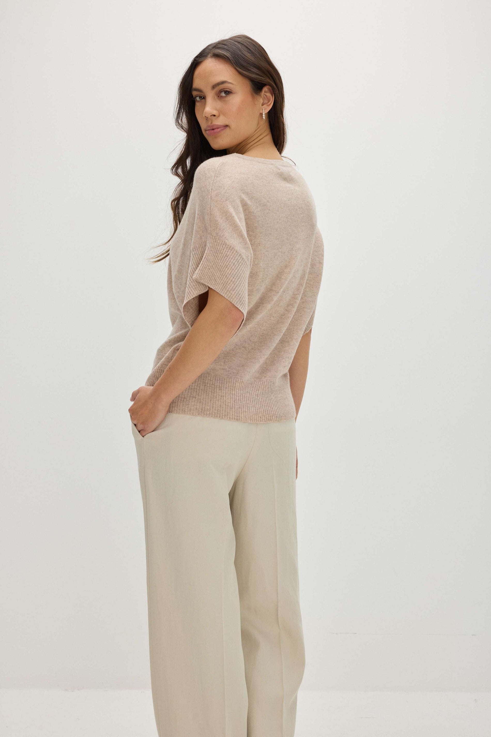 Davida V-Neck Oversized Short Sleeve Sweater Sweaters Sand