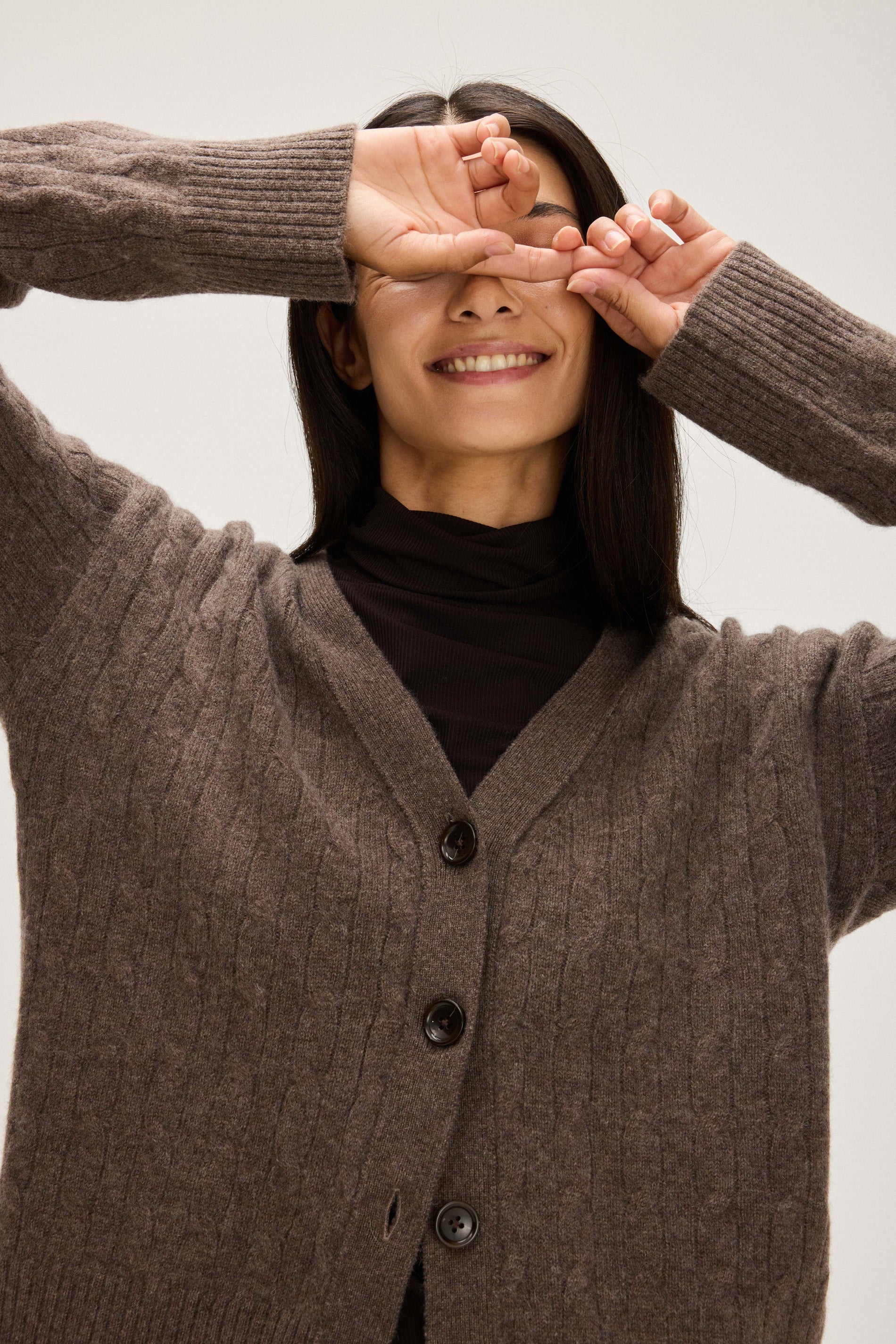 Davida V-Neck Wide Cable Cardigan Cardigans Cacao