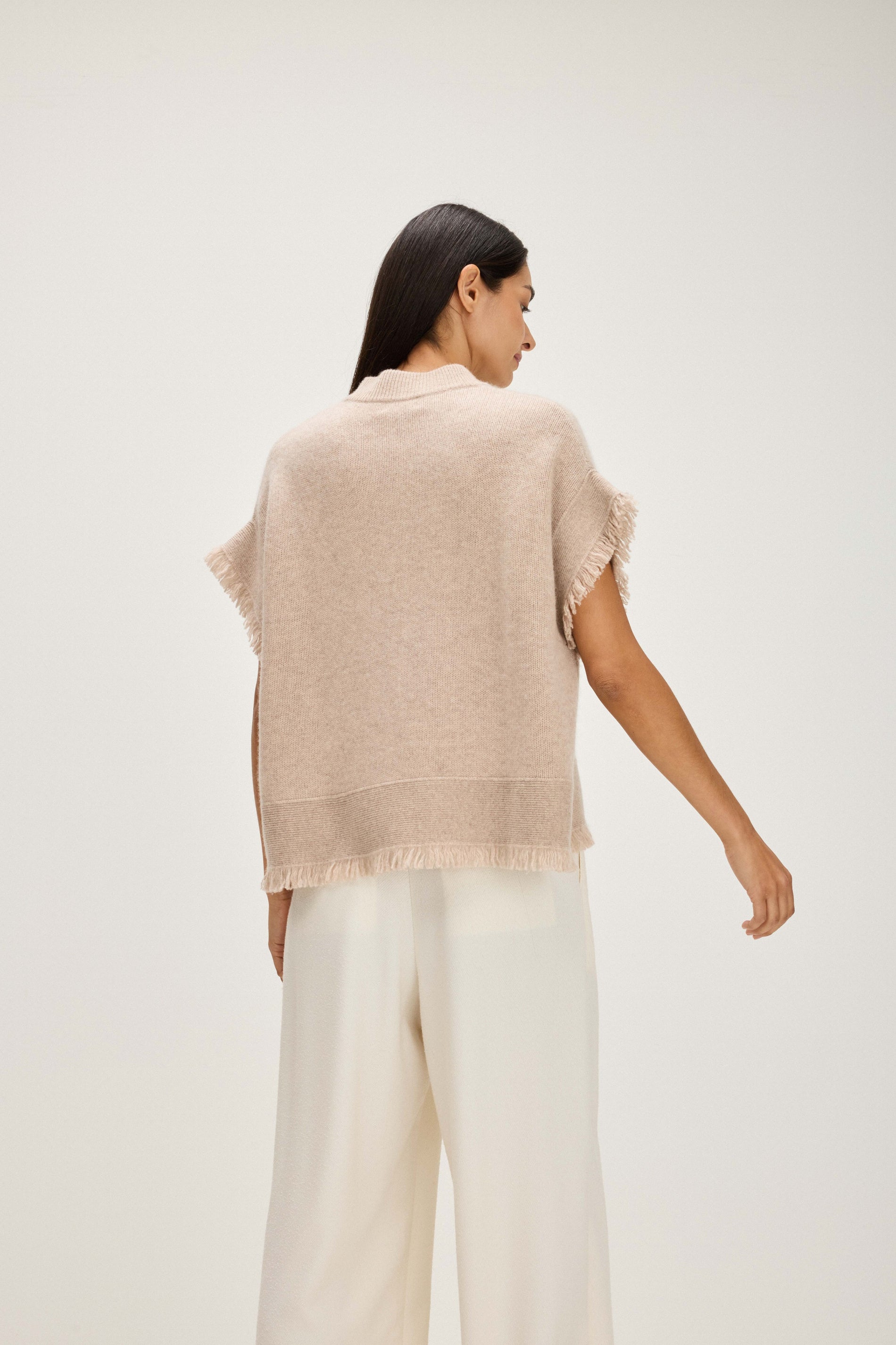 Davida Vest Fringes Sweaters Sand